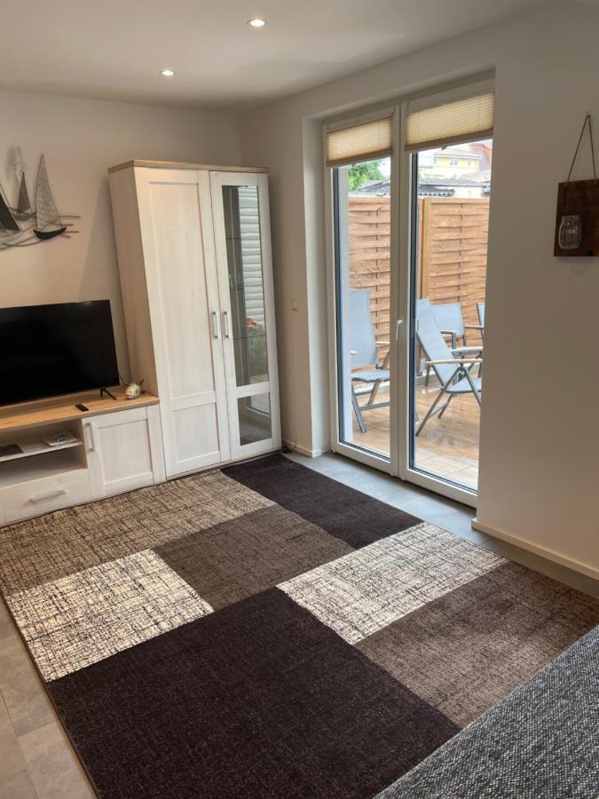 Ferienwohnung Nora Mit Blick Auf Den Ribnitzer See Luaran gambar
